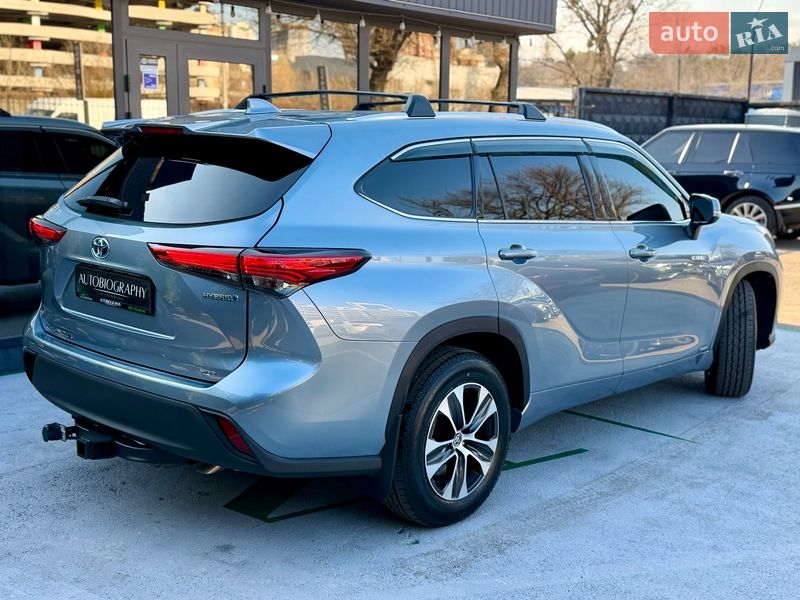 Позашляховик / Кросовер Toyota Highlander 2021 в Києві