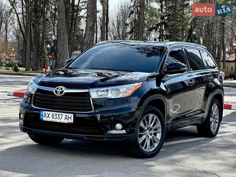 Позашляховик / Кросовер Toyota Highlander 2015 в Харкові