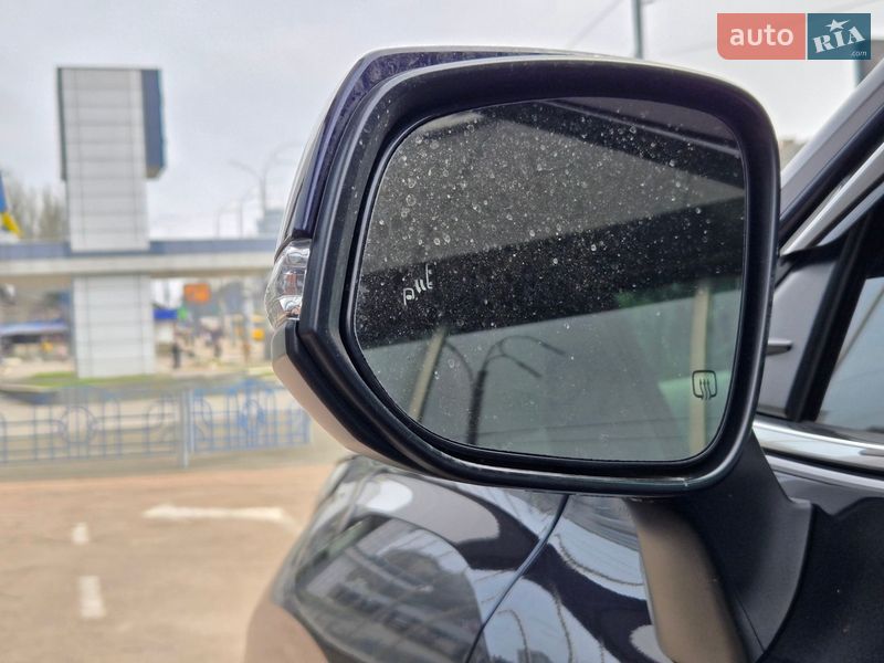 Внедорожник / Кроссовер Toyota Highlander 2022 в Киеве