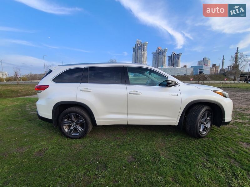 Внедорожник / Кроссовер Toyota Highlander 2018 в Киеве фото 4 Внедорожник / Кроссовер Toyota Highlander 2018 в Киеве