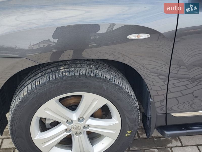 Позашляховик / Кросовер Toyota Highlander 2011 в Кам'янець-Подільському