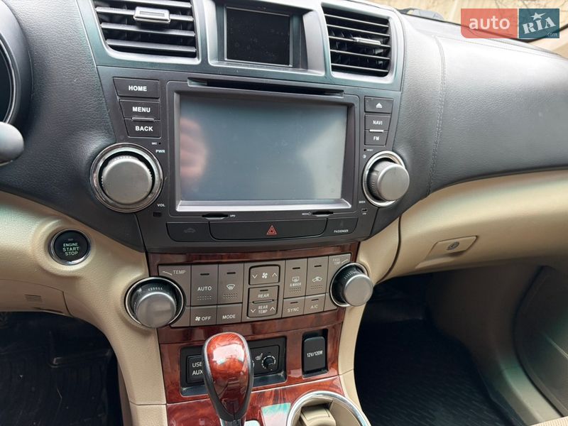 Внедорожник / Кроссовер Toyota Highlander 2012 в Харькове