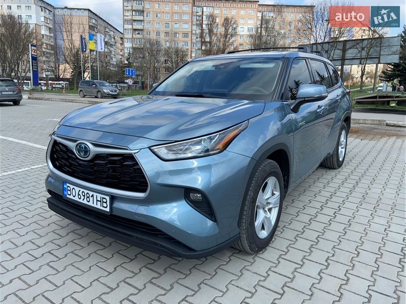 Позашляховик / Кросовер Toyota Highlander 2020 в Тернополі