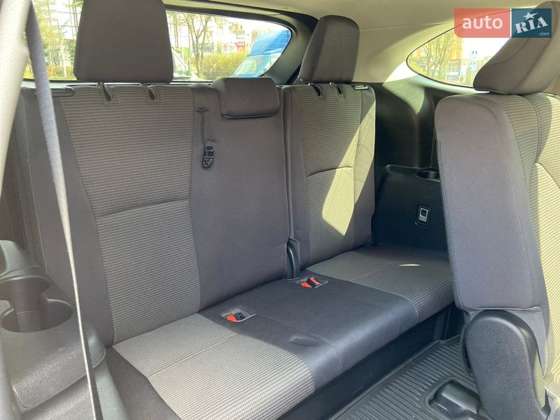 Позашляховик / Кросовер Toyota Highlander 2020 в Тернополі