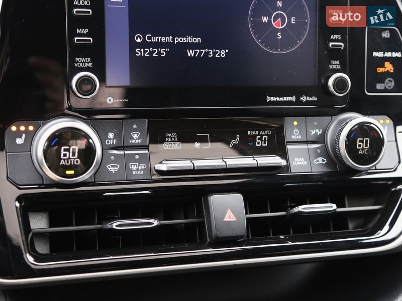 Позашляховик / Кросовер Toyota Highlander 2021 в Києві фото 24 Позашляховик / Кросовер Toyota Highlander 2021 в Києві