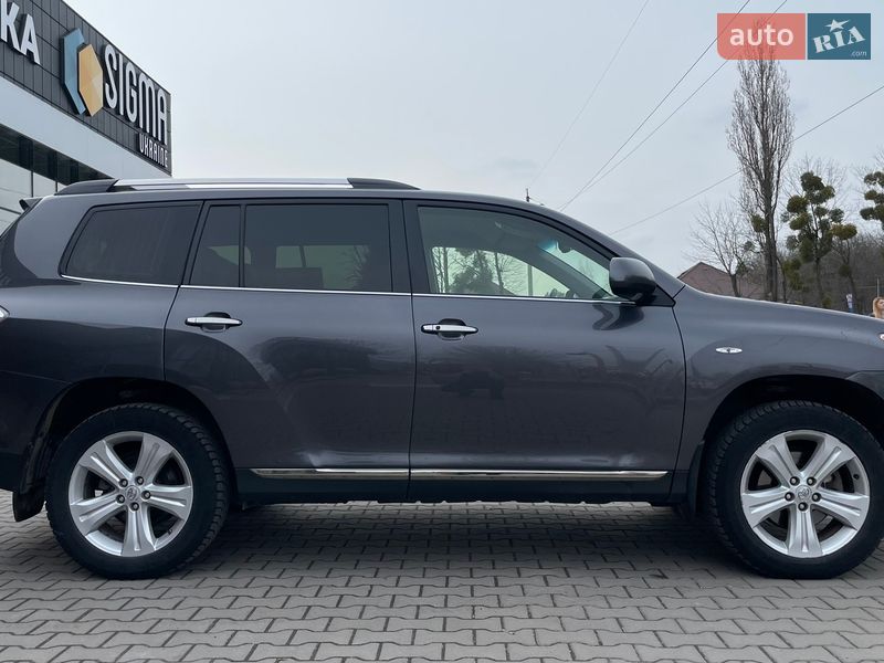 Toyota Highlander 2013