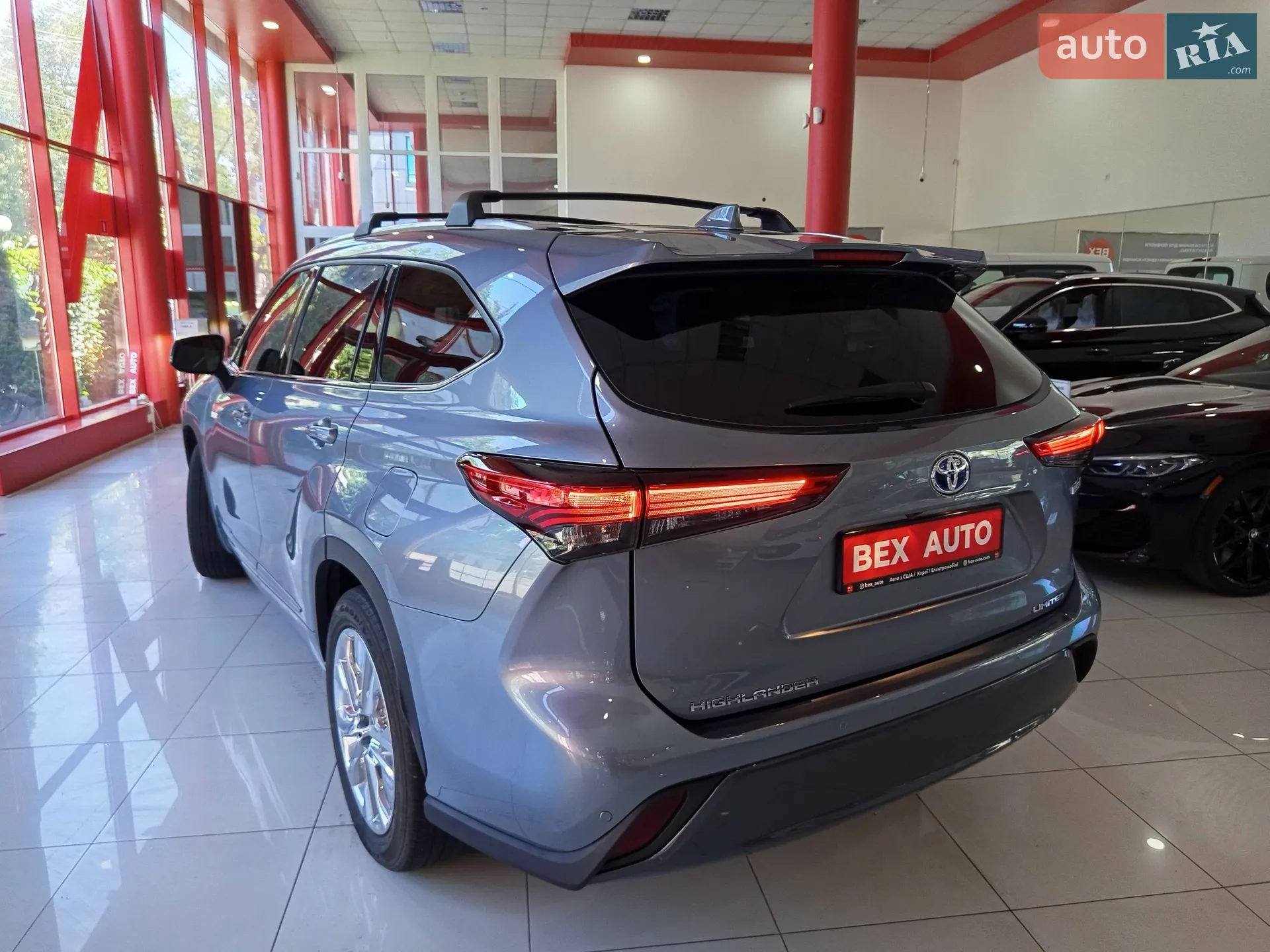 2020 Toyota Highlander - мініатюра 3