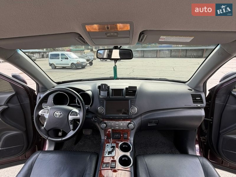 Позашляховик / Кросовер Toyota Highlander 2012 в Павлограді фото 4 Позашляховик / Кросовер Toyota Highlander 2012 в Павлограді