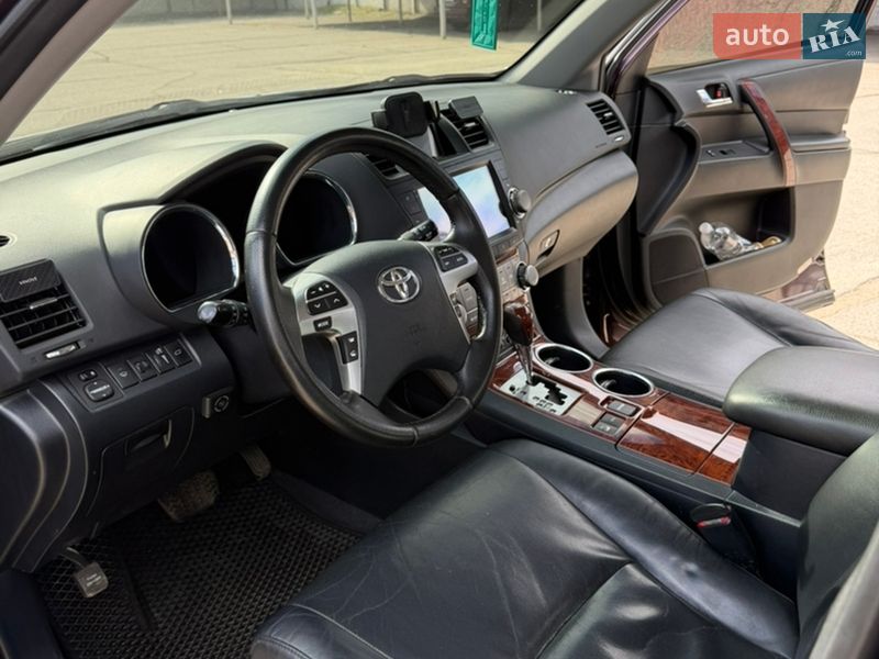 Позашляховик / Кросовер Toyota Highlander 2012 в Павлограді фото 8 Позашляховик / Кросовер Toyota Highlander 2012 в Павлограді