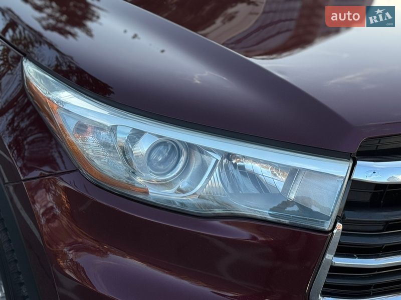 Позашляховик / Кросовер Toyota Highlander 2015 в Києві