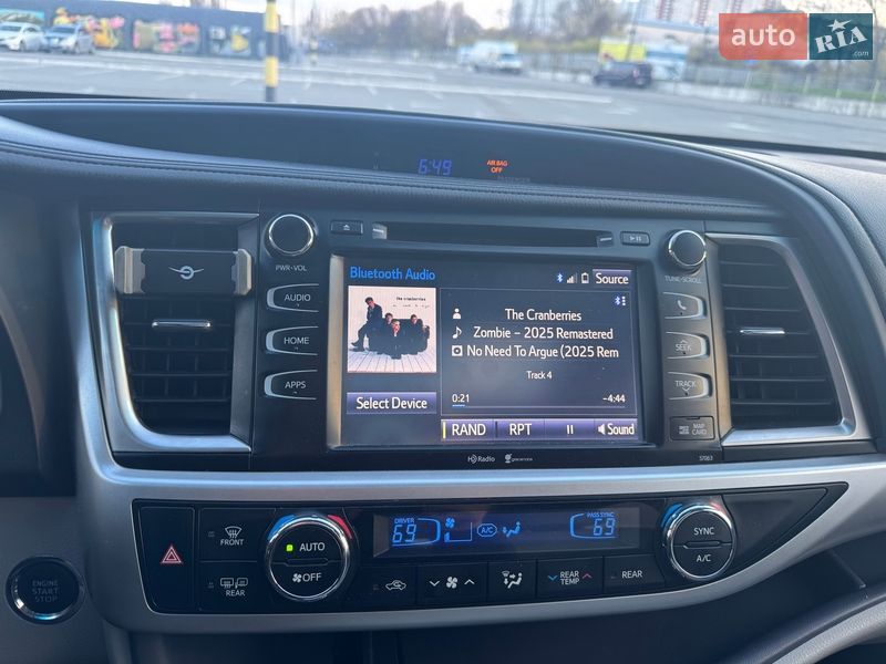 Позашляховик / Кросовер Toyota Highlander 2014 в Києві