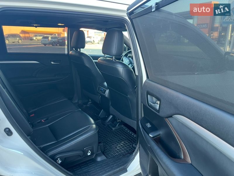 Позашляховик / Кросовер Toyota Highlander 2014 в Києві фото 13 Позашляховик / Кросовер Toyota Highlander 2014 в Києві