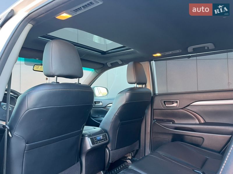 Позашляховик / Кросовер Toyota Highlander 2014 в Києві фото 17 Позашляховик / Кросовер Toyota Highlander 2014 в Києві