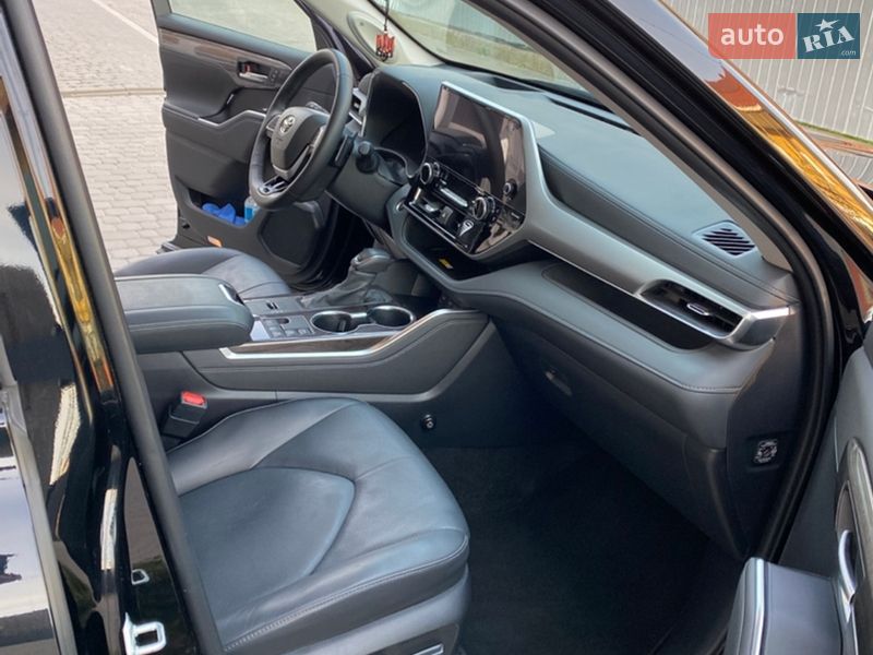 Позашляховик / Кросовер Toyota Highlander 2024 в Вінниці фото 13 Позашляховик / Кросовер Toyota Highlander 2024 в Вінниці