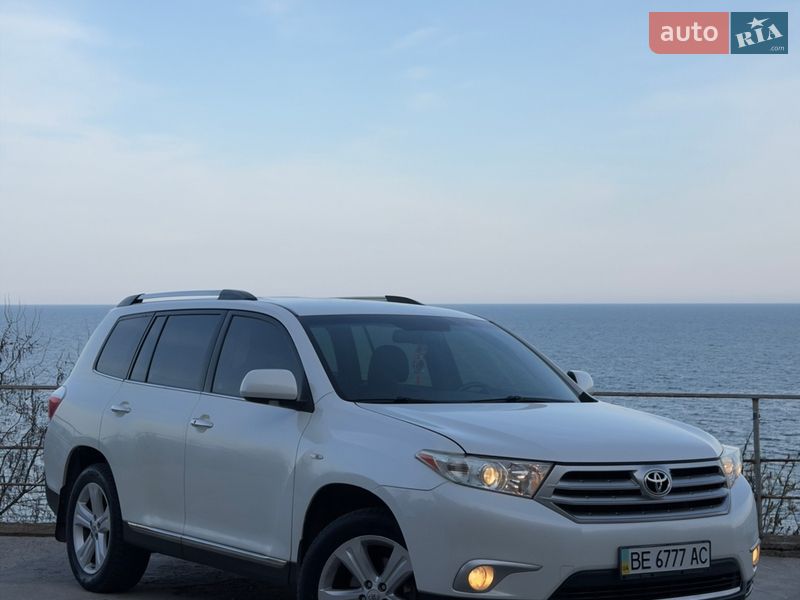 Позашляховик / Кросовер Toyota Highlander 2013 в Одесі
