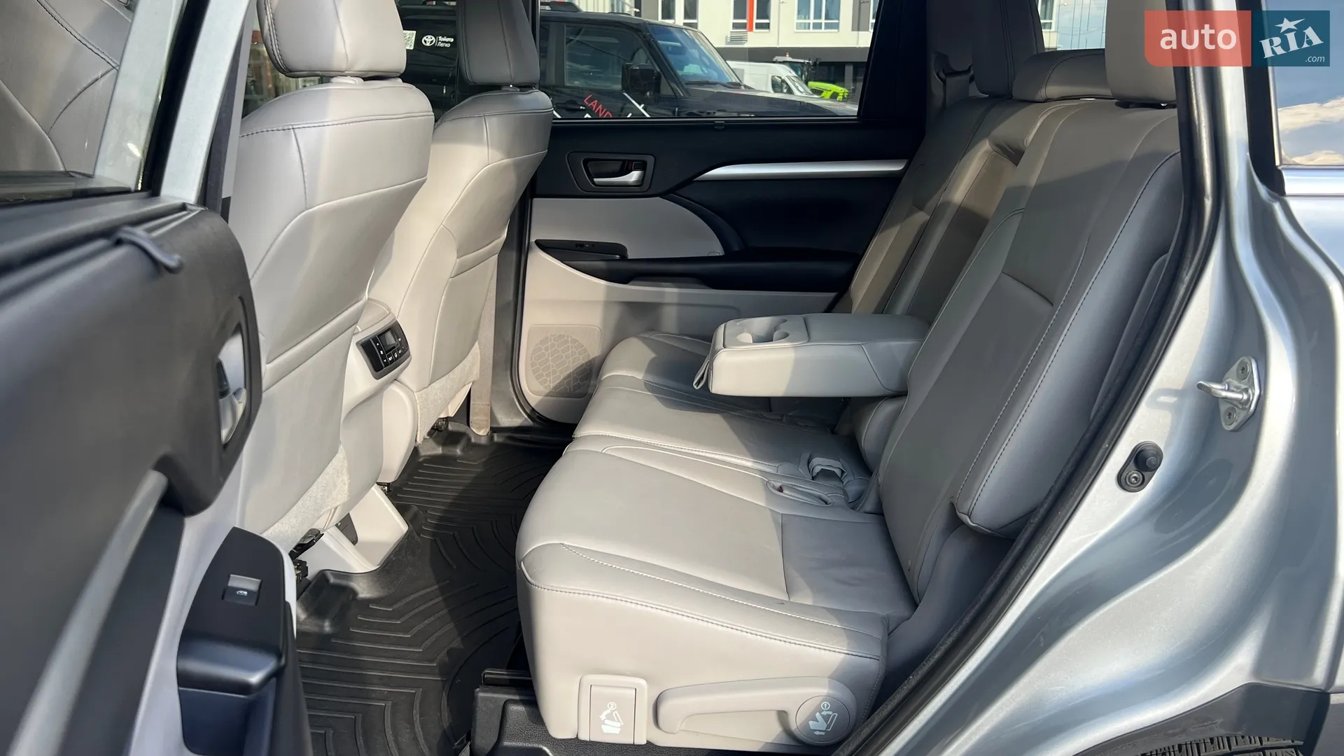 2018 Toyota Highlander - мініатюра 19
