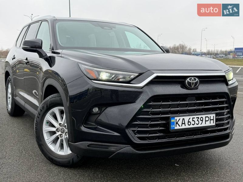 Позашляховик / Кросовер Toyota Highlander 2023 в Києві фото Позашляховик / Кросовер Toyota Highlander 2023 в Києві