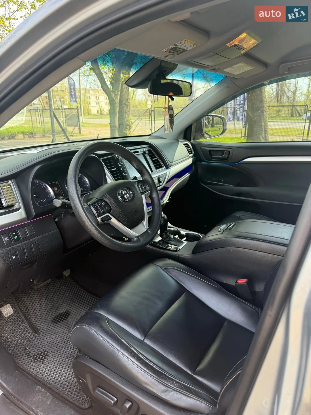 2019 Toyota Highlander - мініатюра 4