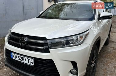 Позашляховик / Кросовер Toyota Highlander 2018 в Києві
