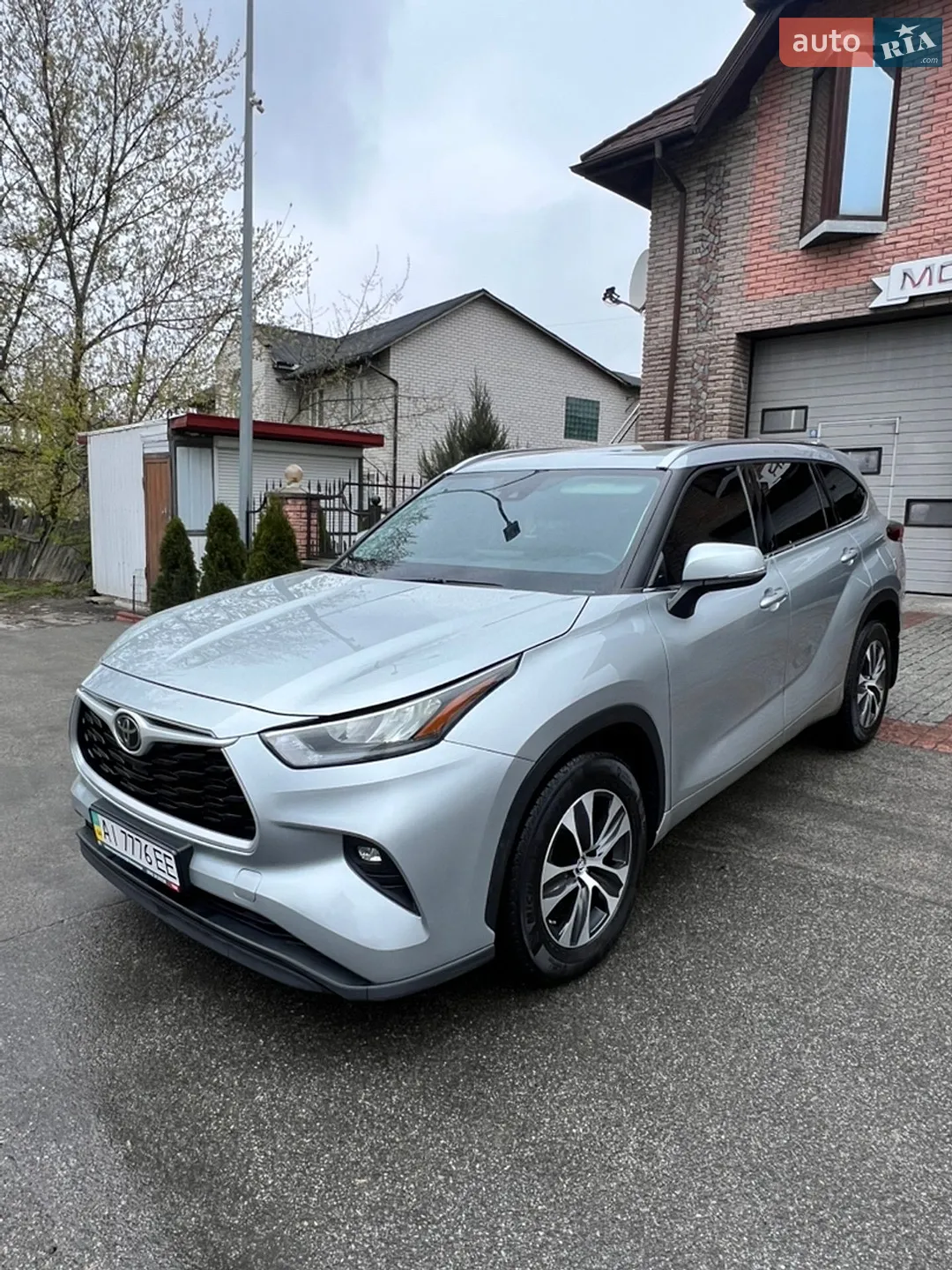 2020 Toyota Highlander - мініатюра 2