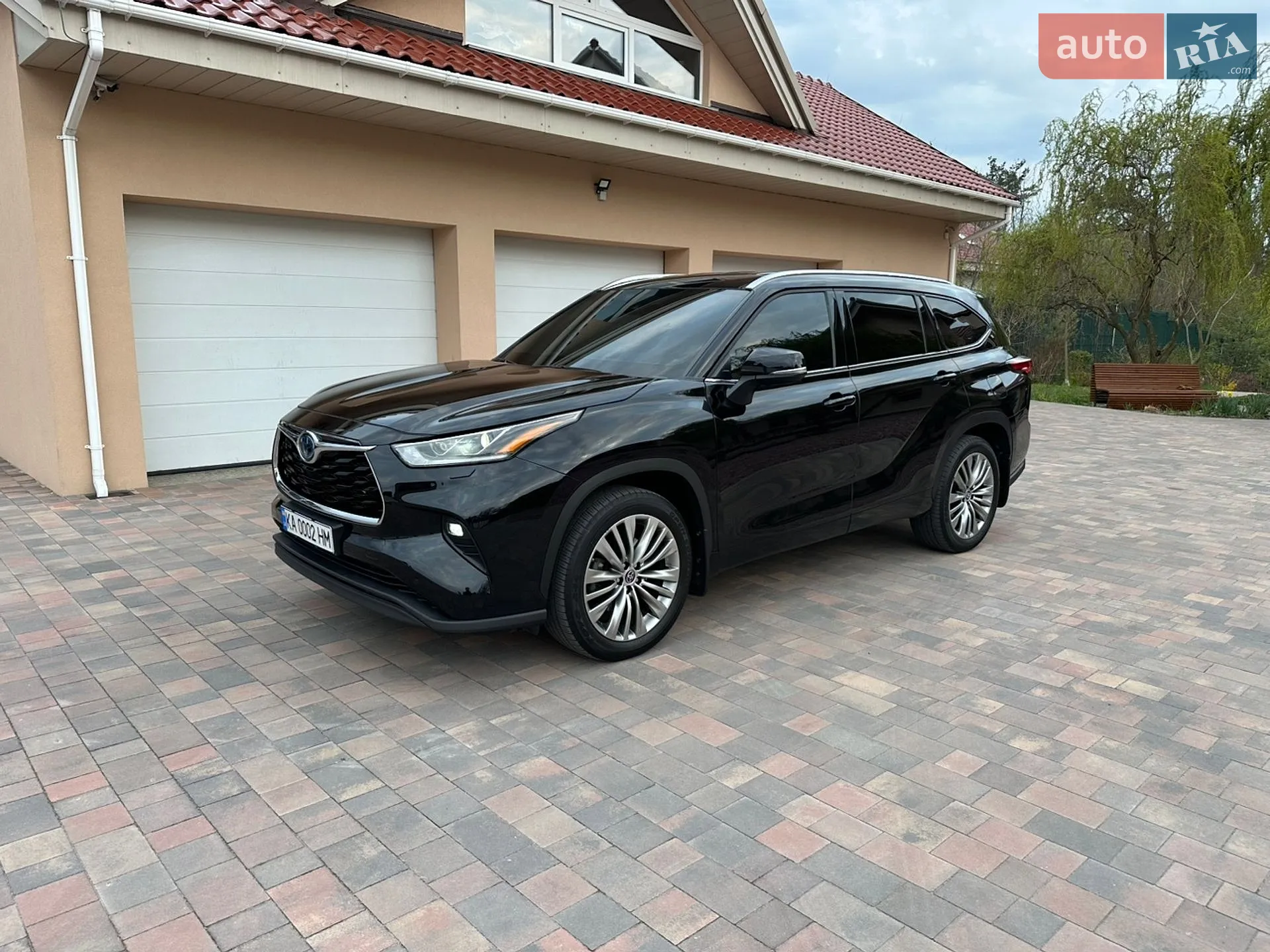 2022 Toyota Highlander - мініатюра 2