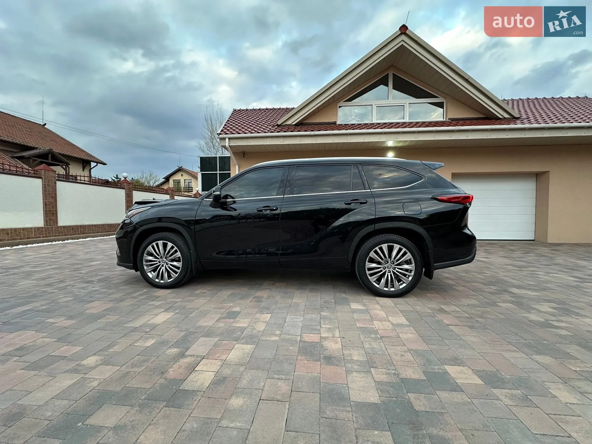 2022 Toyota Highlander - мініатюра 11