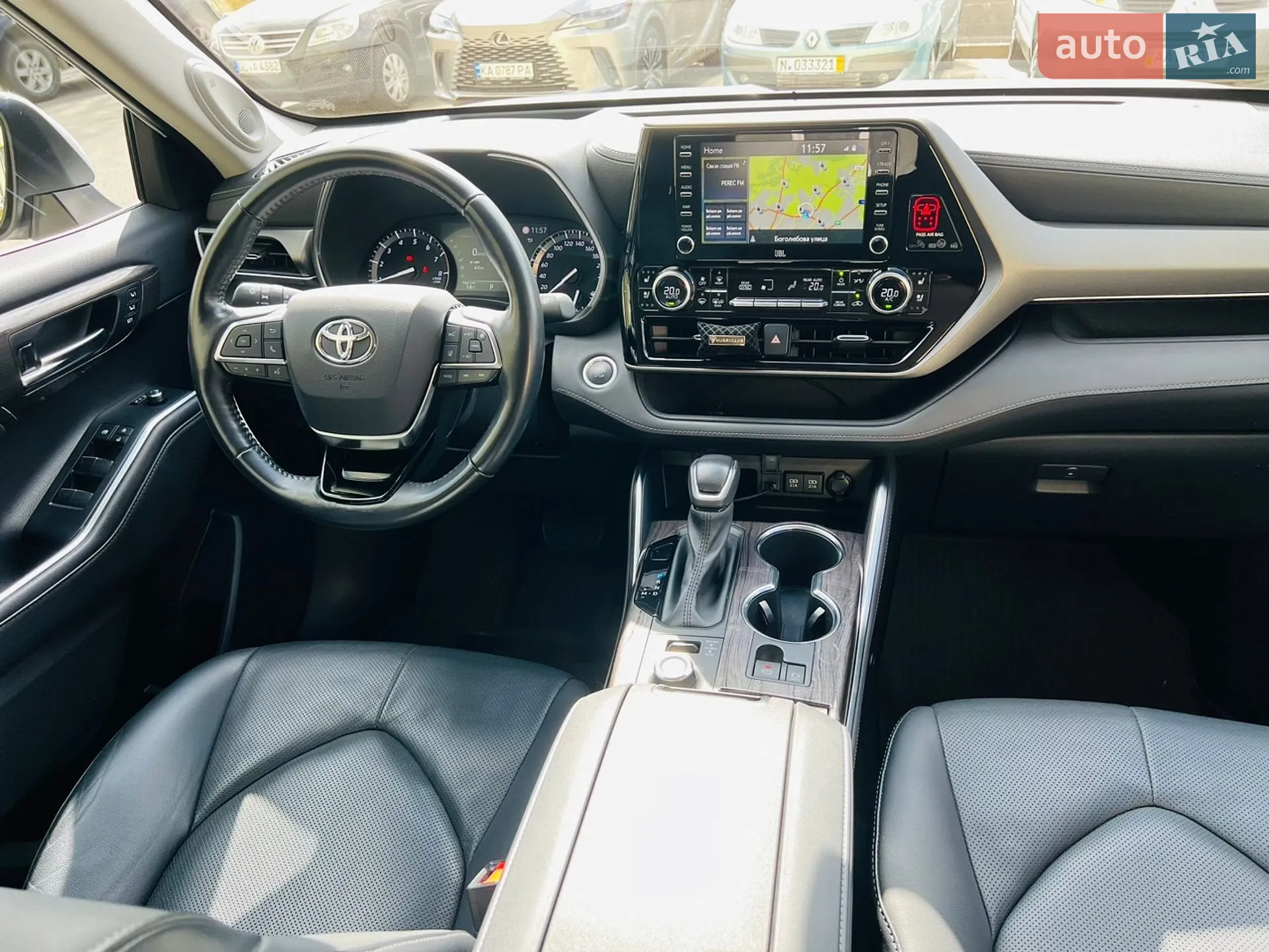 2020 Toyota Highlander - мініатюра 17