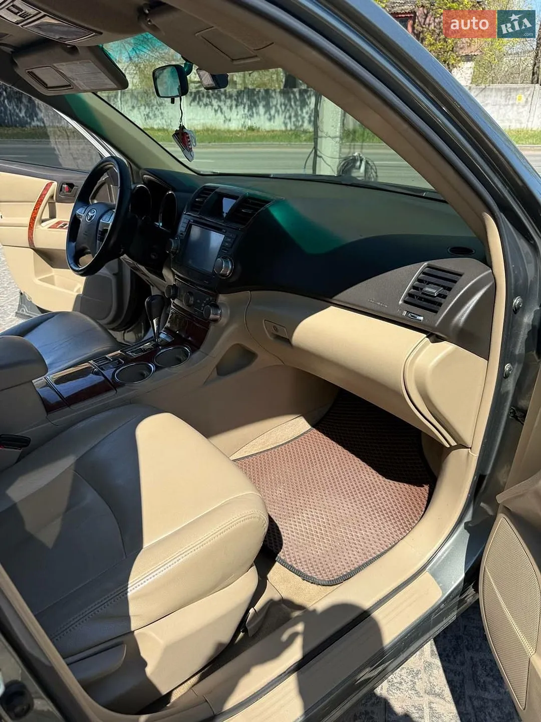 2010 Toyota Highlander - мініатюра 39