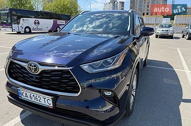 Внедорожник / Кроссовер Toyota Highlander 2021 в Киеве