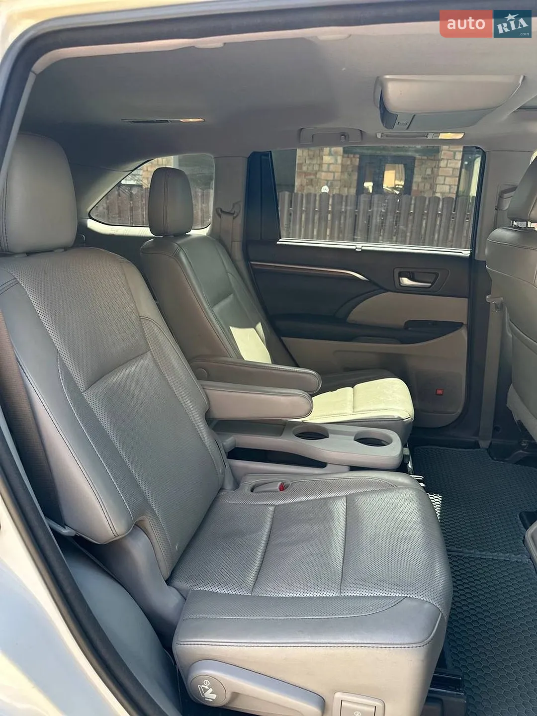 2016 Toyota Highlander - мініатюра 13
