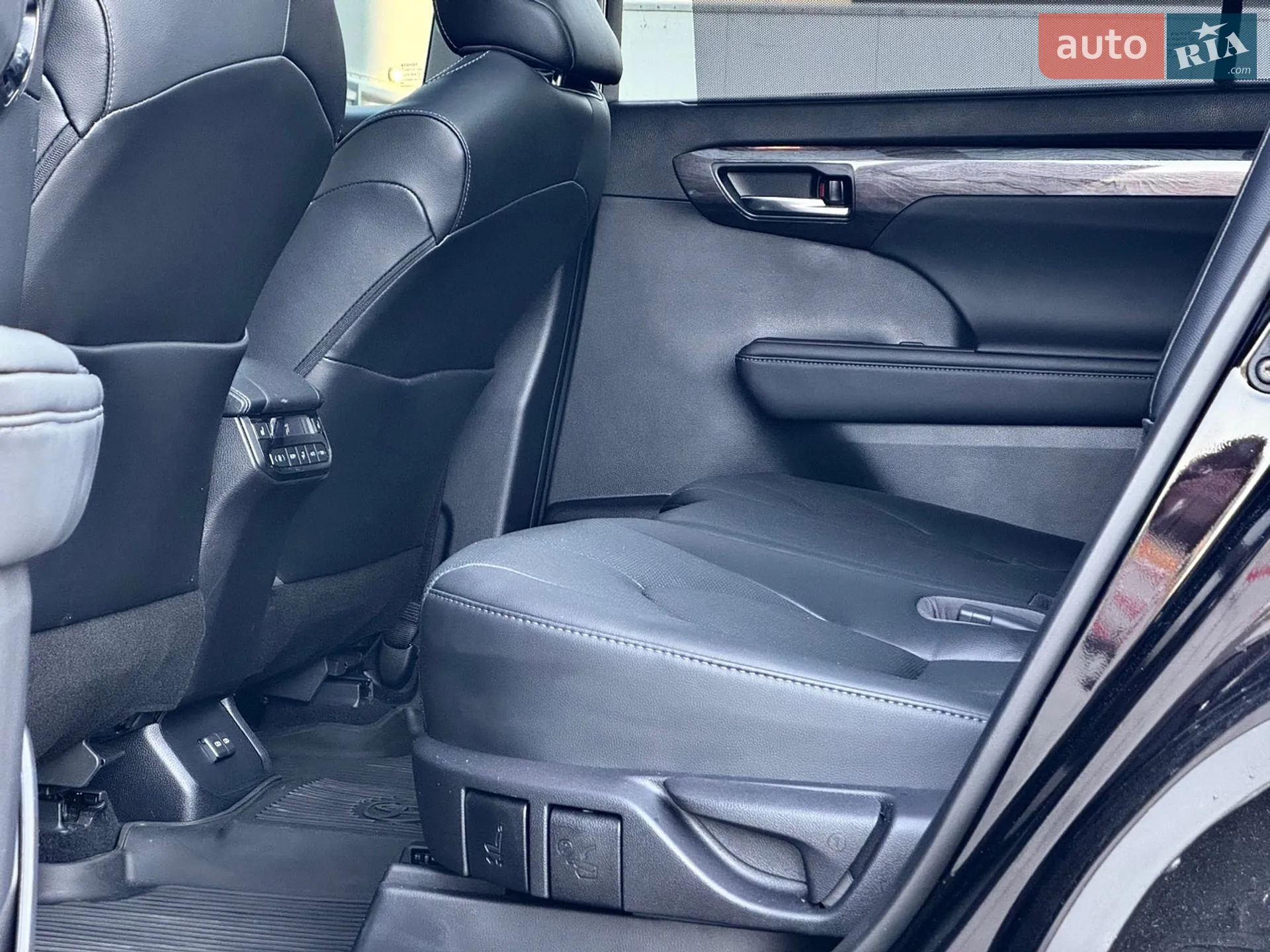 2022 Toyota Highlander - мініатюра 42