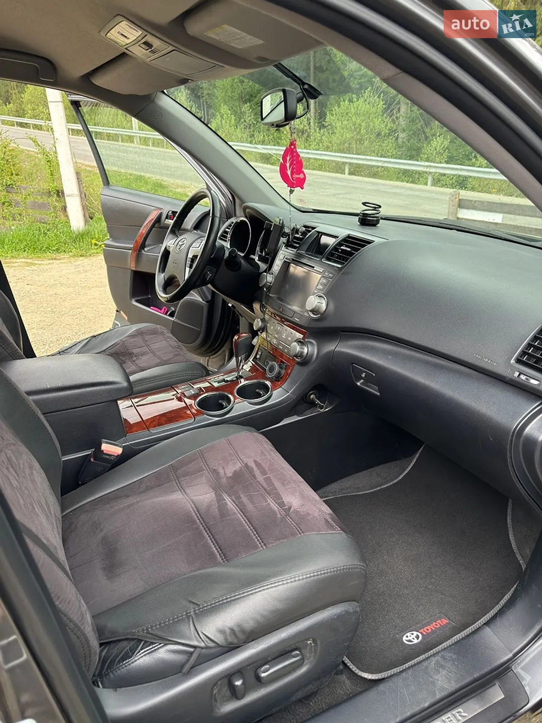 2011 Toyota Highlander - мініатюра 21