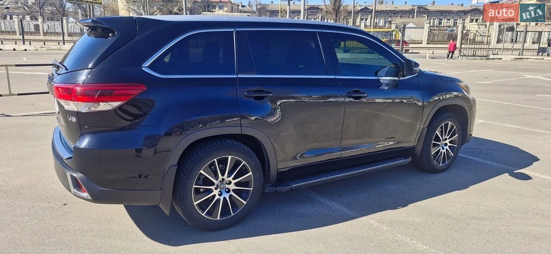 2017 Toyota Highlander - мініатюра 5