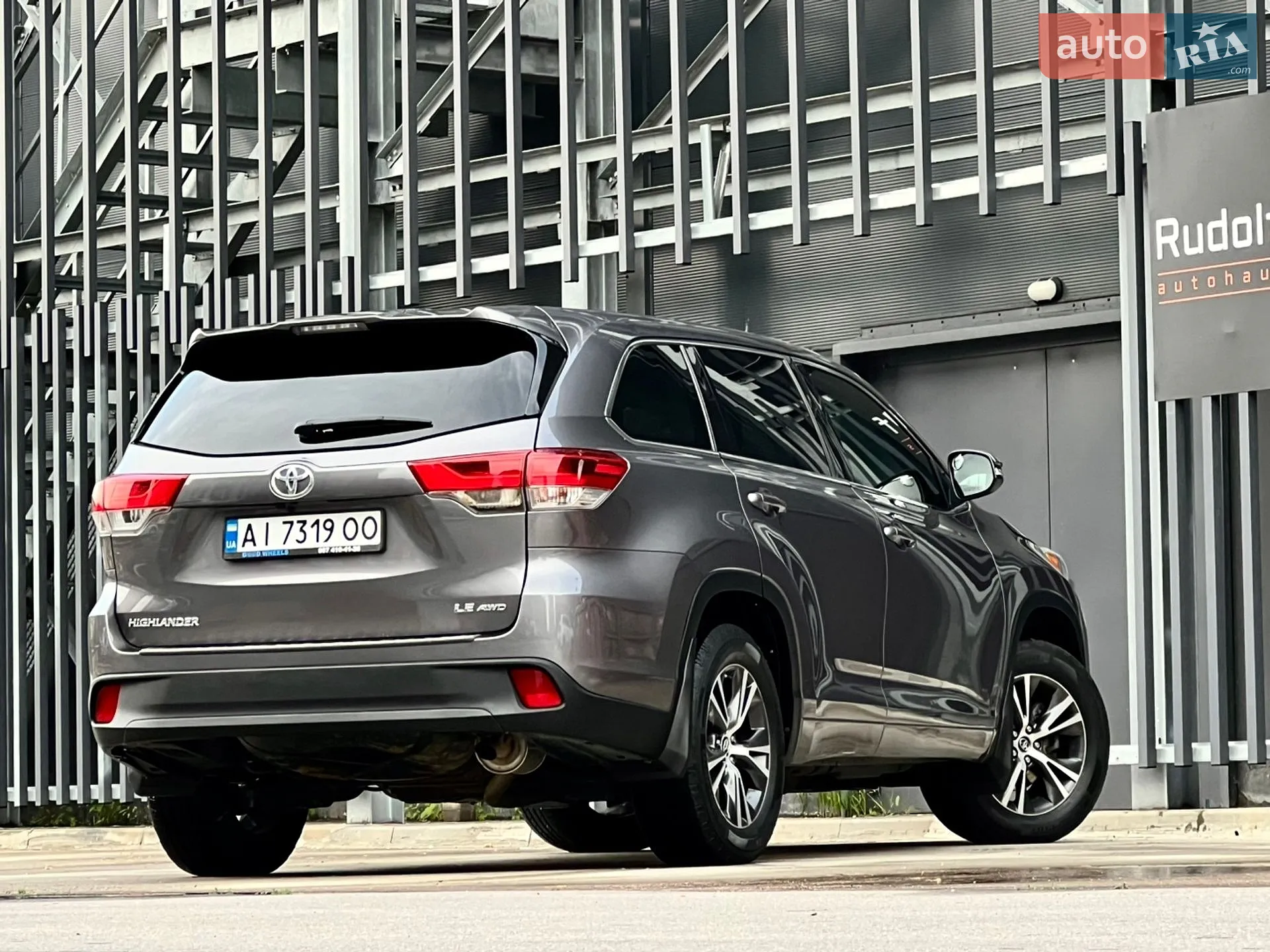 2017 Toyota Highlander - мініатюра 6