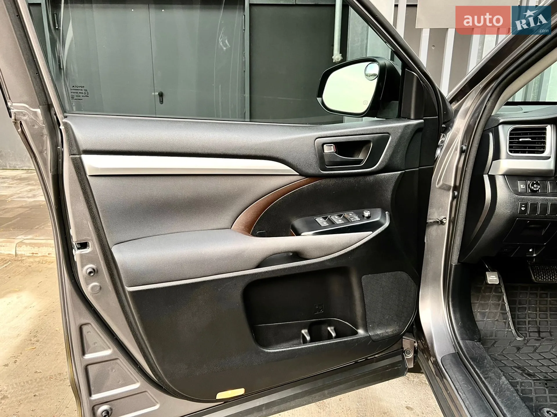2017 Toyota Highlander - мініатюра 13