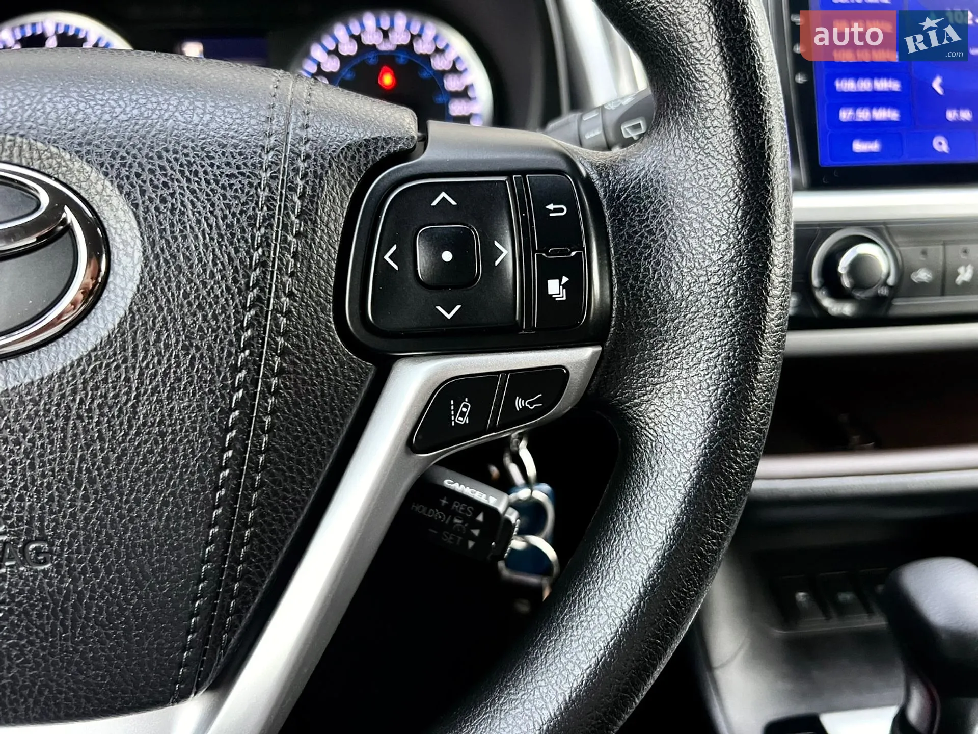2017 Toyota Highlander - мініатюра 22
