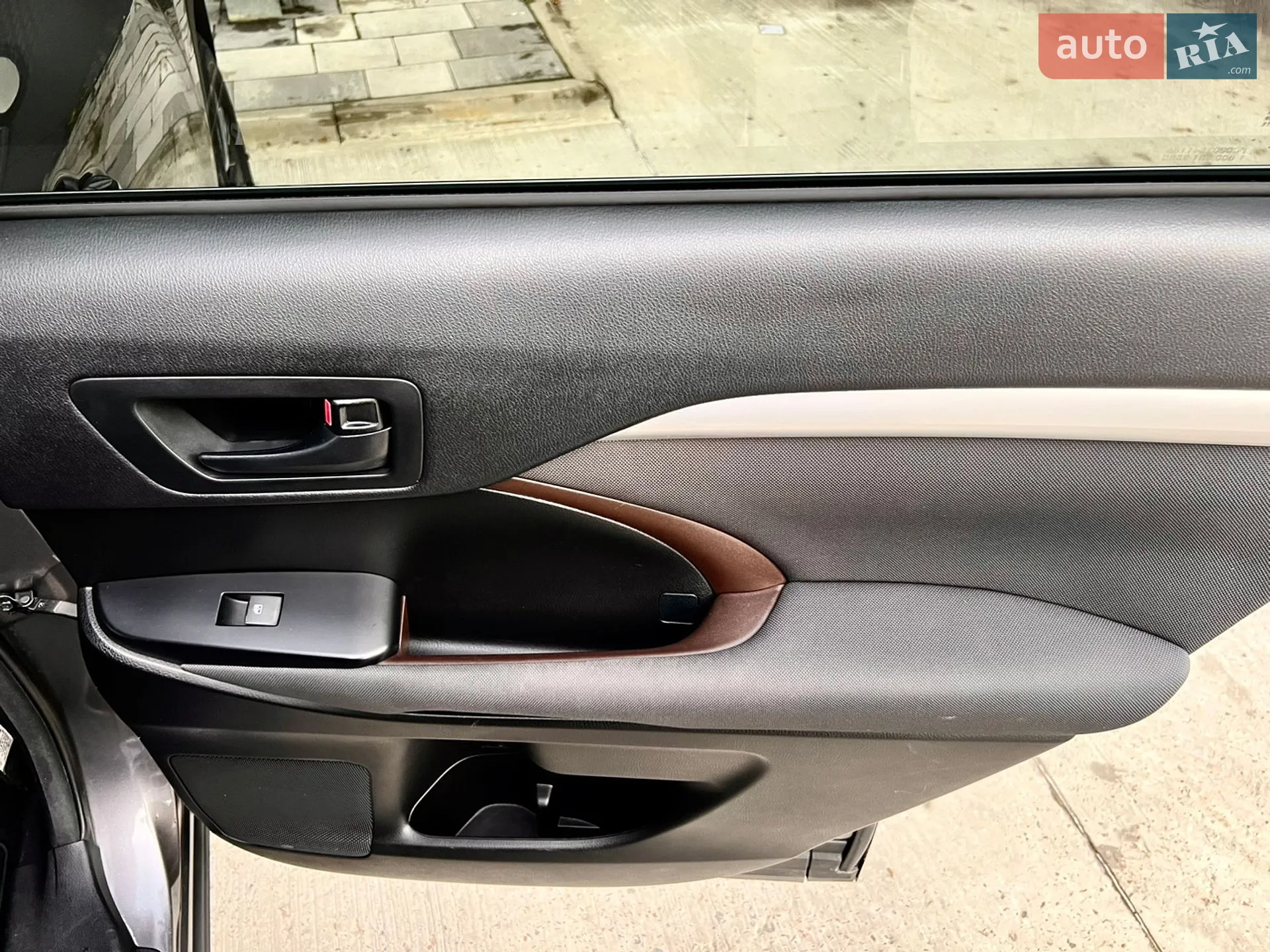 2017 Toyota Highlander - мініатюра 32