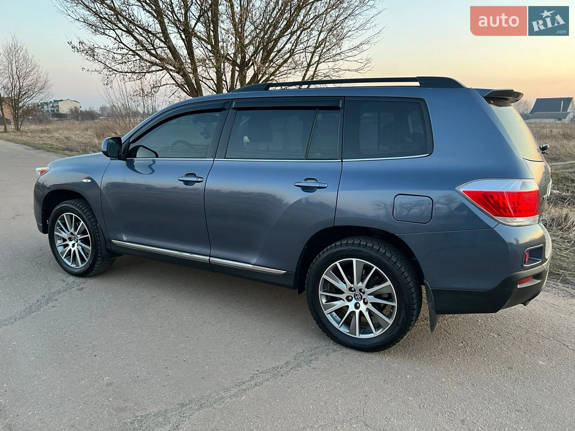 2011 Toyota Highlander - мініатюра 3