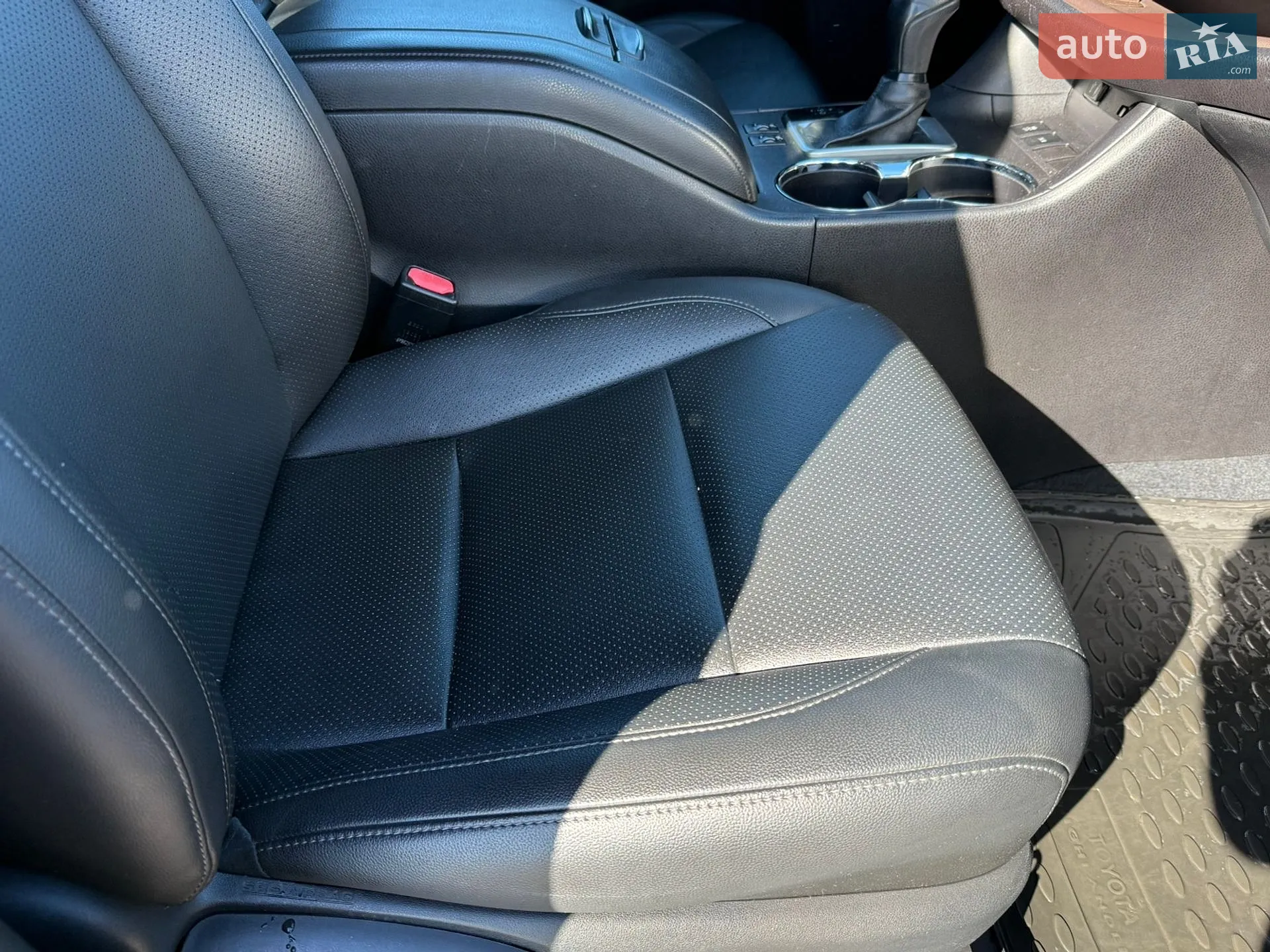 2014 Toyota Highlander - мініатюра 30