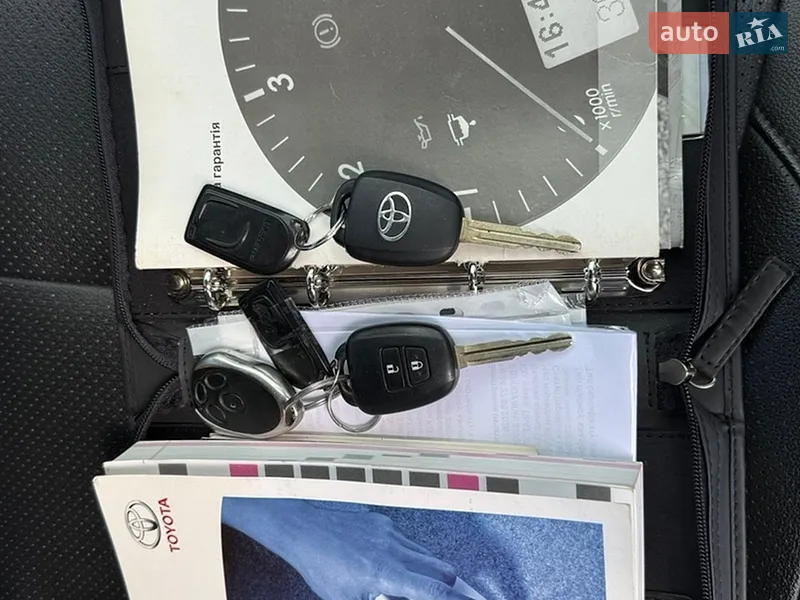 Внедорожник / Кроссовер Toyota Highlander 2014 в Баре документ