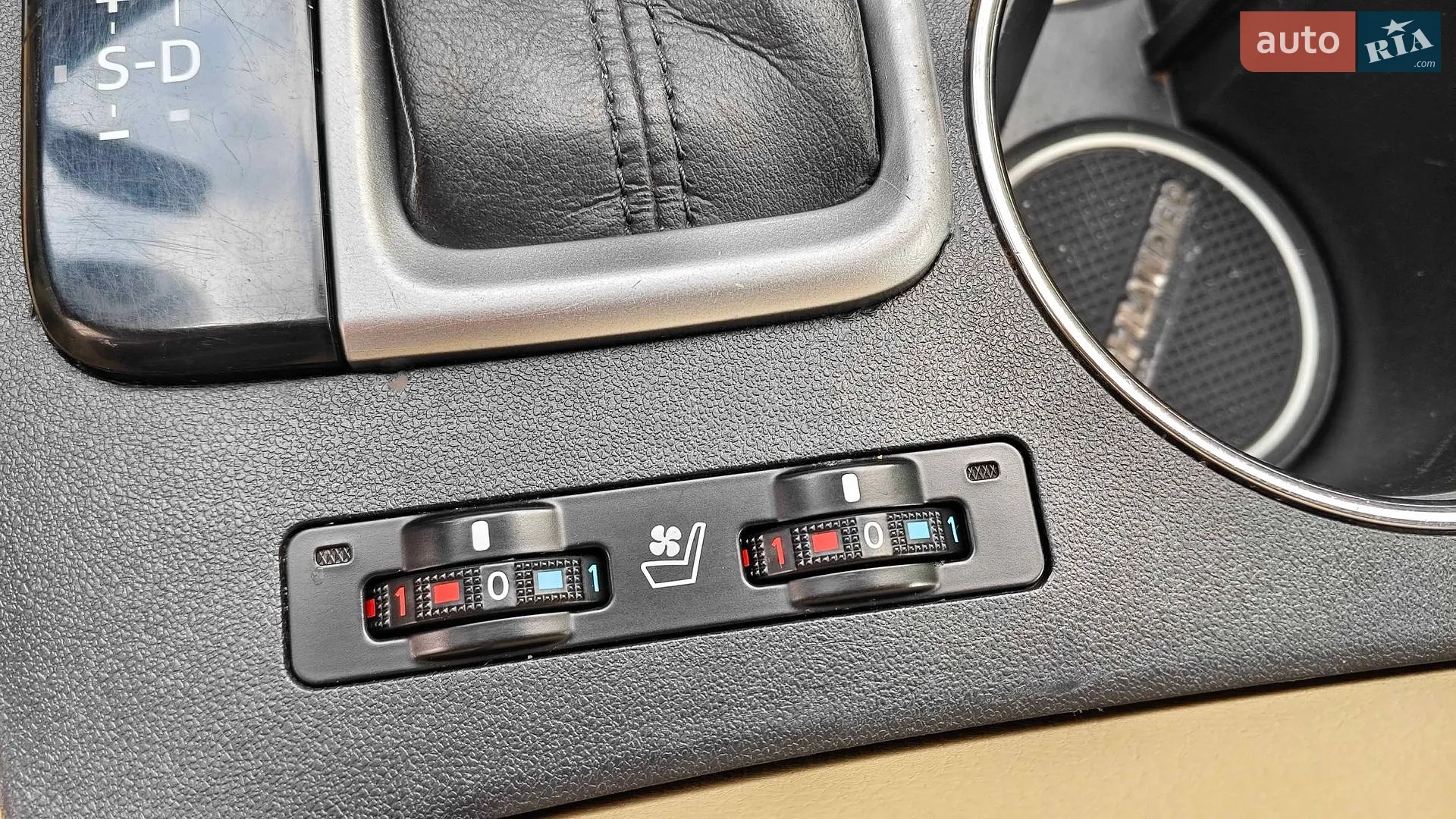 2016 Toyota Highlander - мініатюра 27