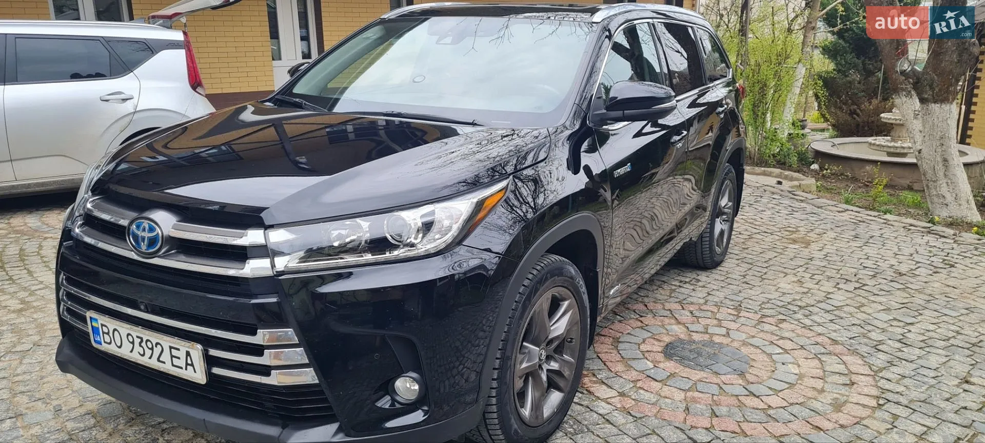2017 Toyota Highlander - мініатюра 2