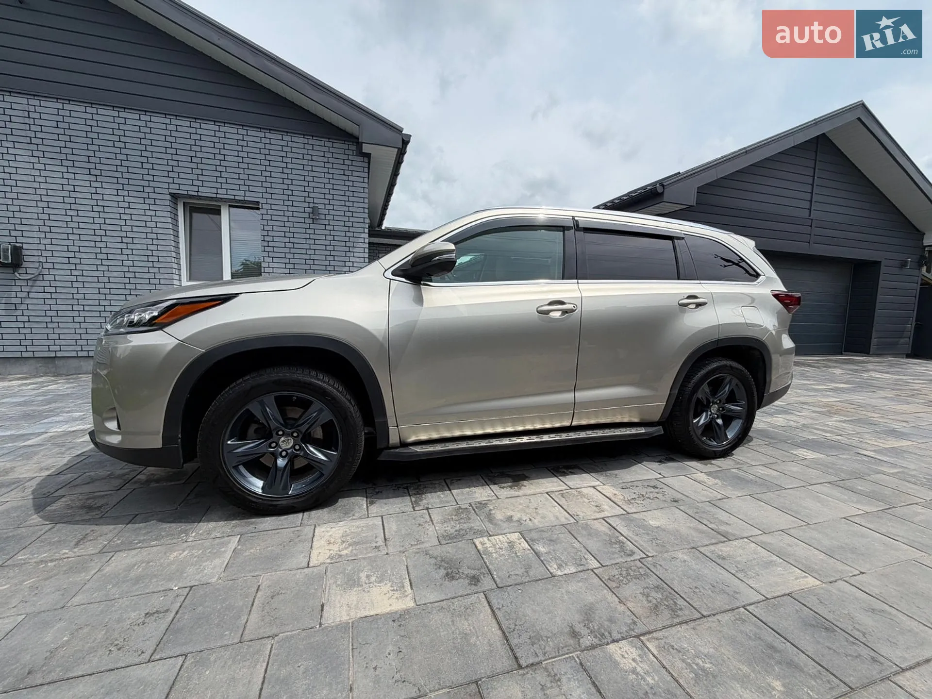 2015 Toyota Highlander - мініатюра 4