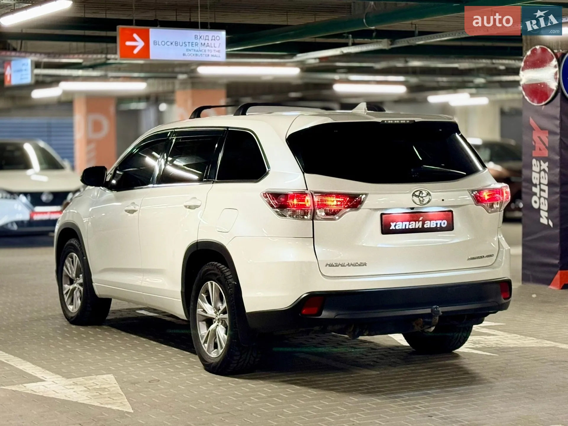 2016 Toyota Highlander - мініатюра 6
