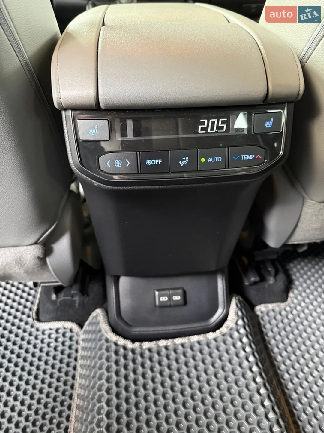 2022 Toyota Highlander - мініатюра 13