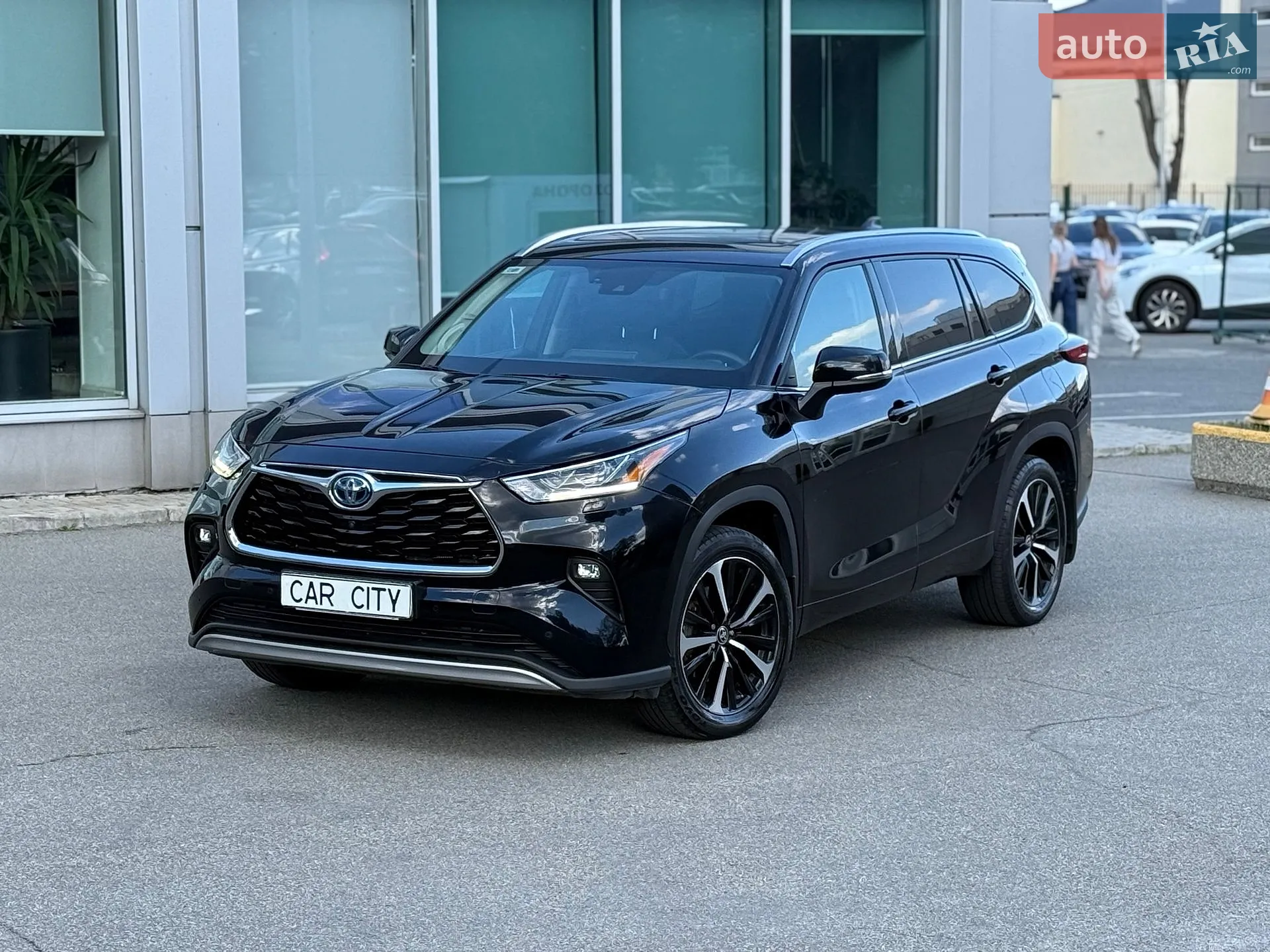 2022 Toyota Highlander - мініатюра 2