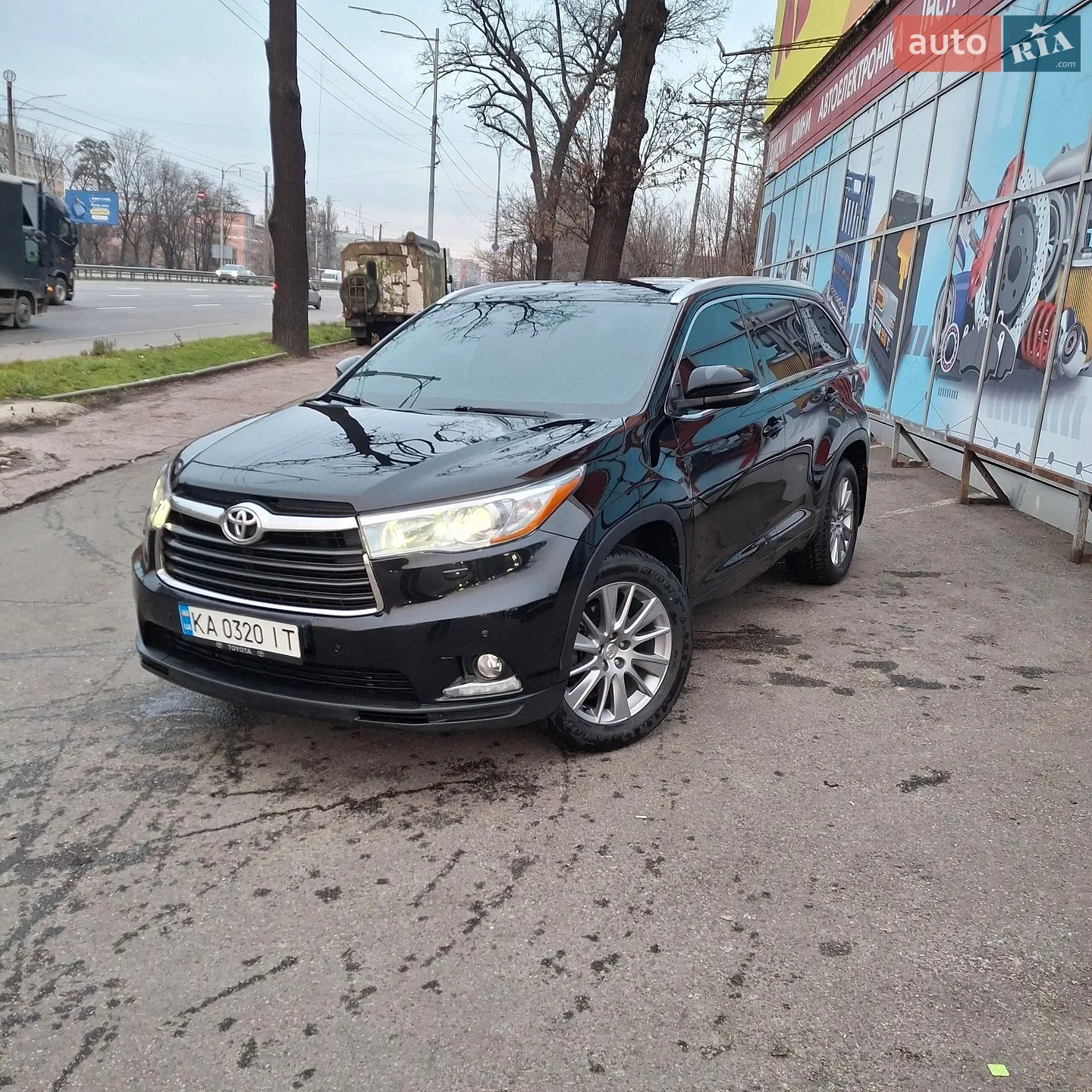 2014 Toyota Highlander - фото 1