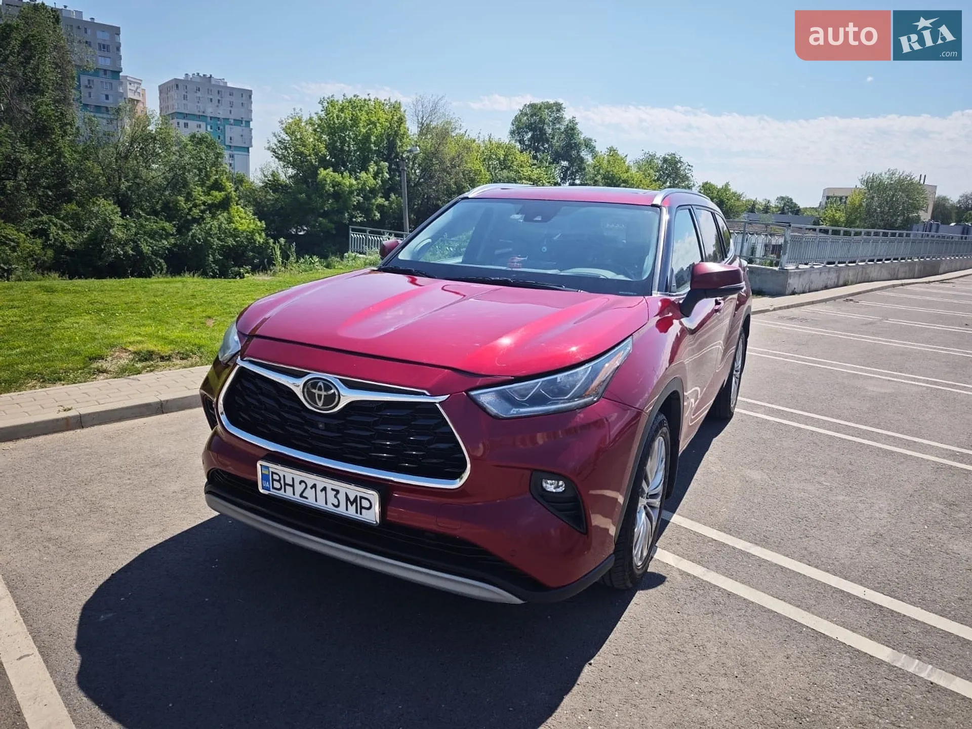 2020 Toyota Highlander - фото 1