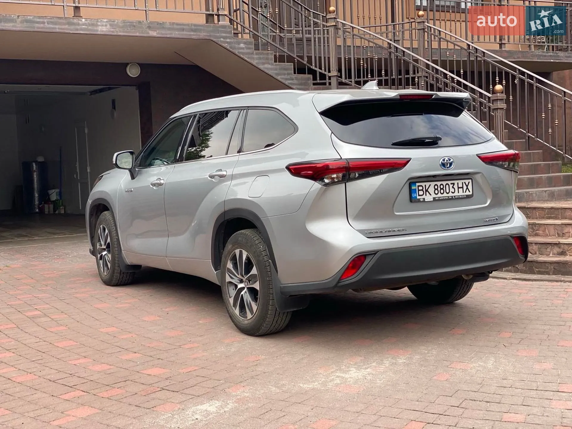 2021 Toyota Highlander - мініатюра 4