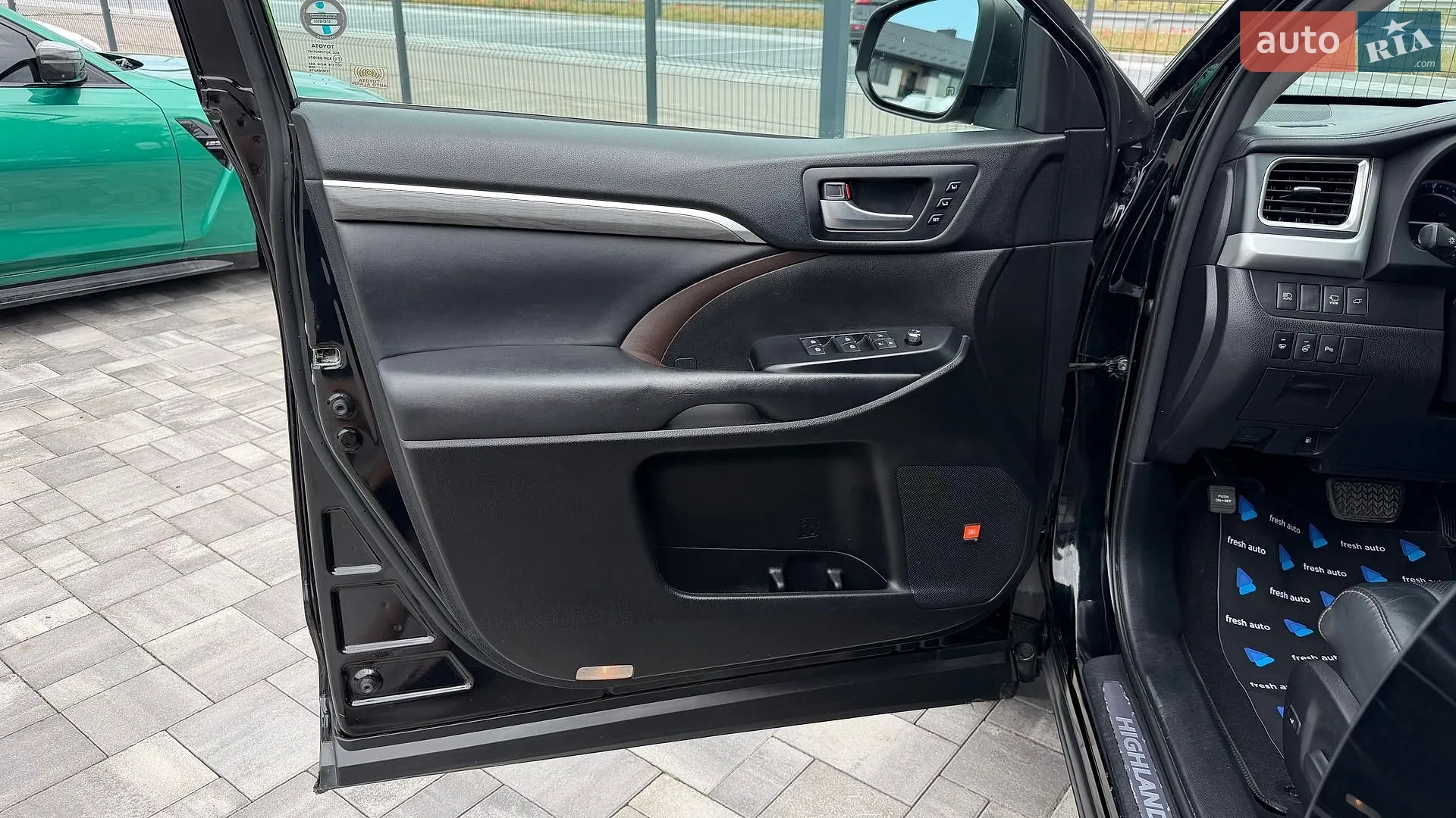 2018 Toyota Highlander - мініатюра 14